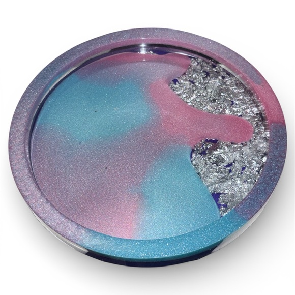 NORE’S NOVELTIES HANDCRAFTED DESIGNS Other - NORE’S NOVELTIES Handcrafted Round Serving/ Vanity Tray “RAINBOW STRAY ART”